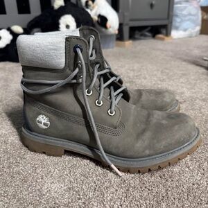 Timberland Taupe Lace-Up Boots